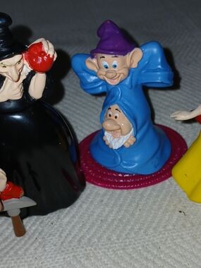 Walt Disney Snow White Collectables